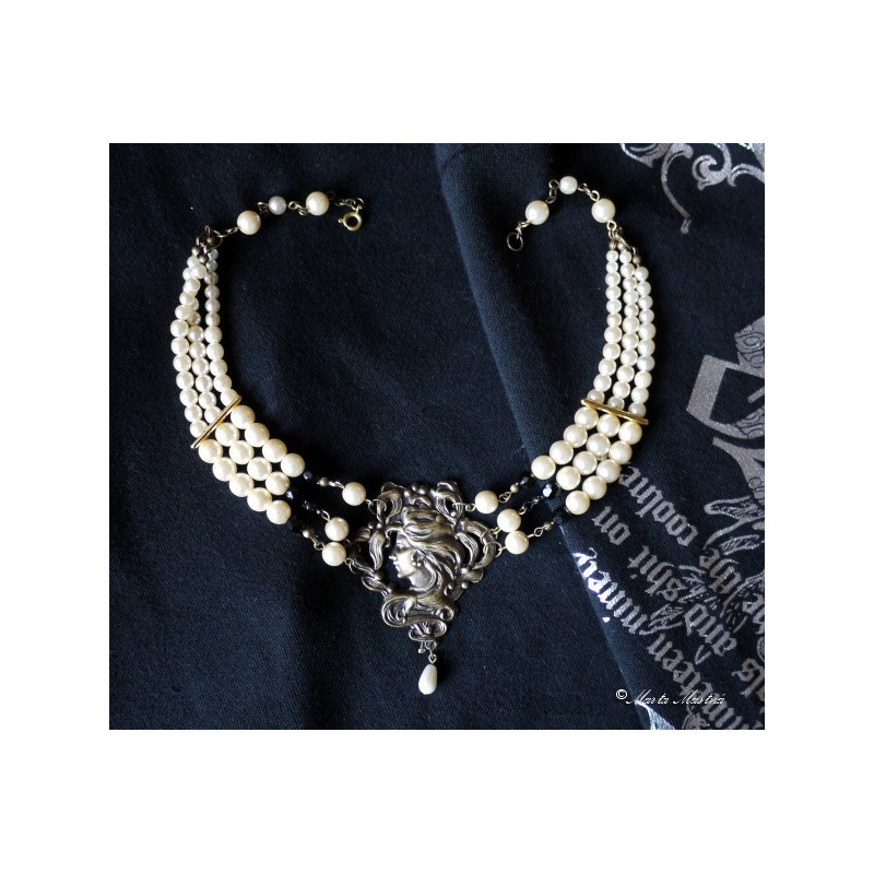 Náhrdelník v secesním stylu