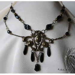Náhrdelník v secesním stylu