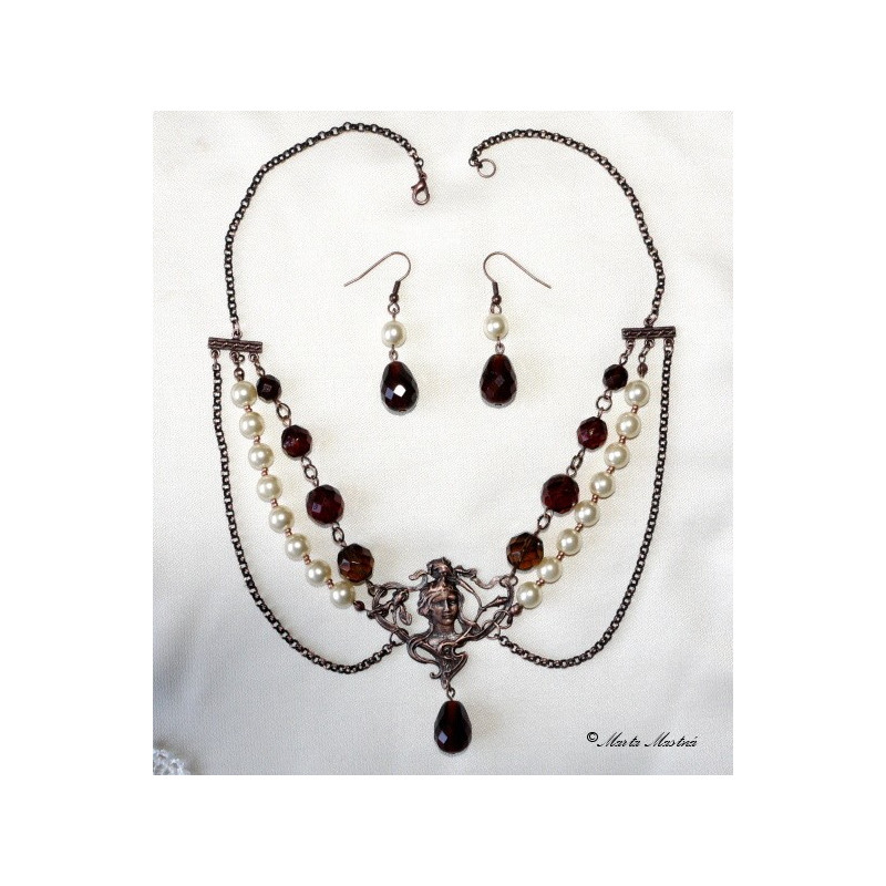 Náhrdelník v secesním stylu