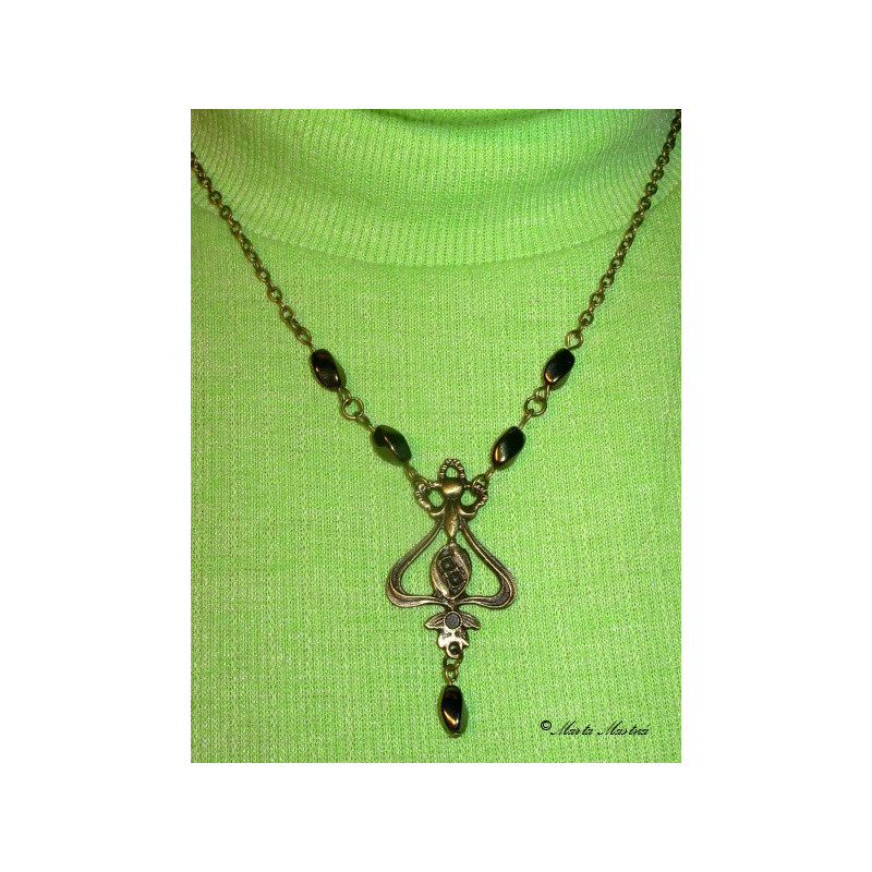 Náhrdelník v secesním stylu