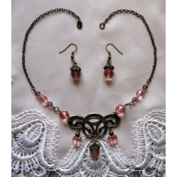 Náhrdelník v secesním stylu