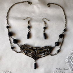 Náhrdelník v secesním stylu