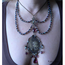 Náhrdelník v secesním stylu